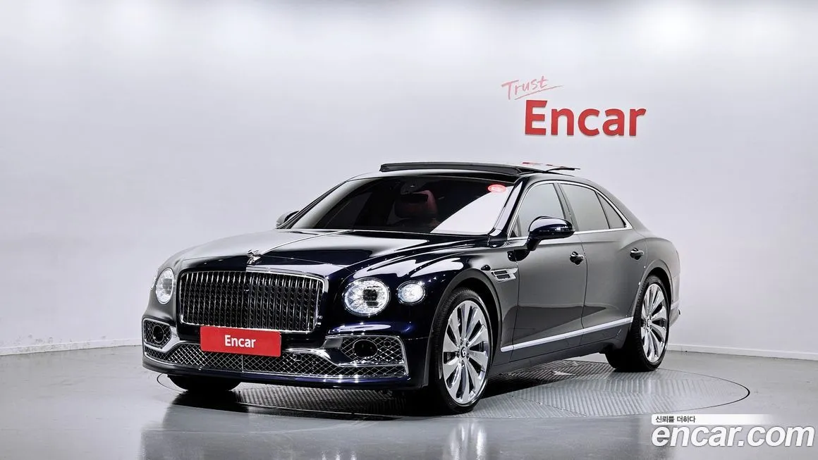 Bentley Flying Spur — фото 1