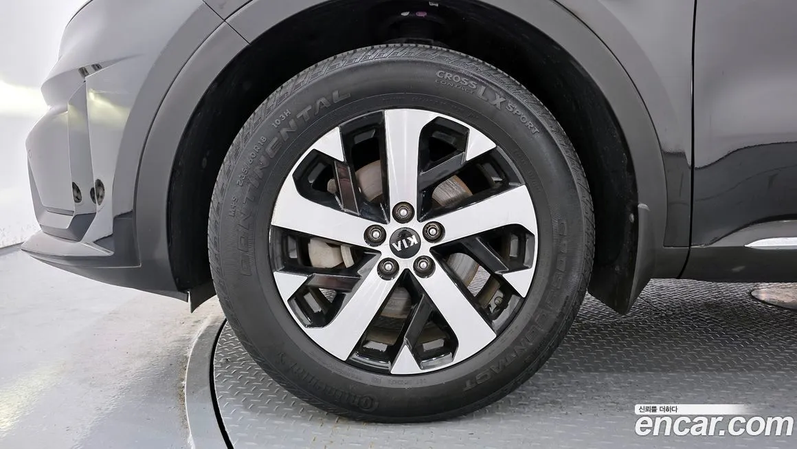 Kia Sorento — фото 5