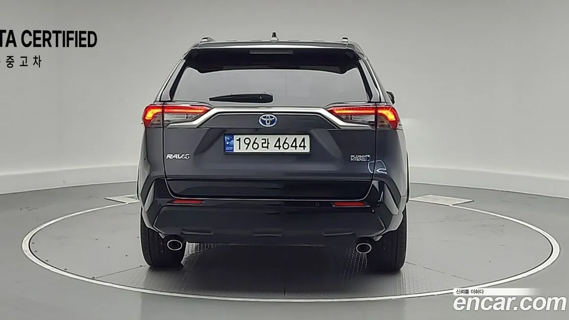 Toyota RAV4 — фото 4