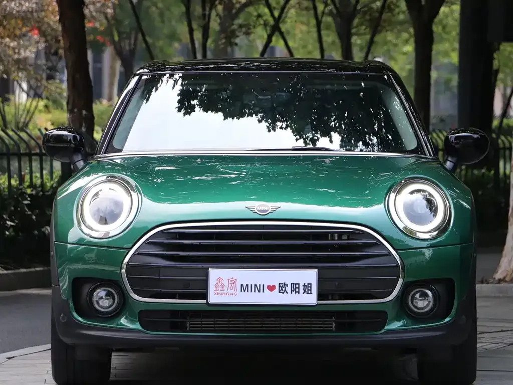 MINI Clubman — фото 2
