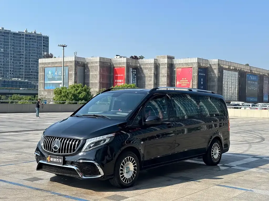 Mercedes-Benz Vito — фото 1
