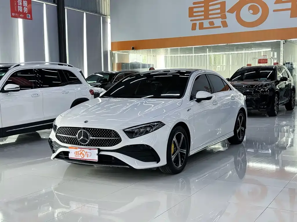 Mercedes-Benz A-Class — фото 1