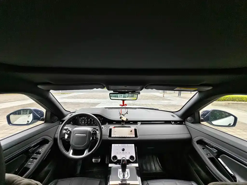 Land Rover Evoque — фото 6