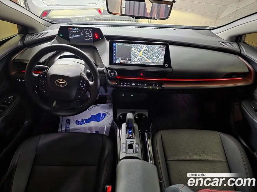 Toyota Prius — фото 7