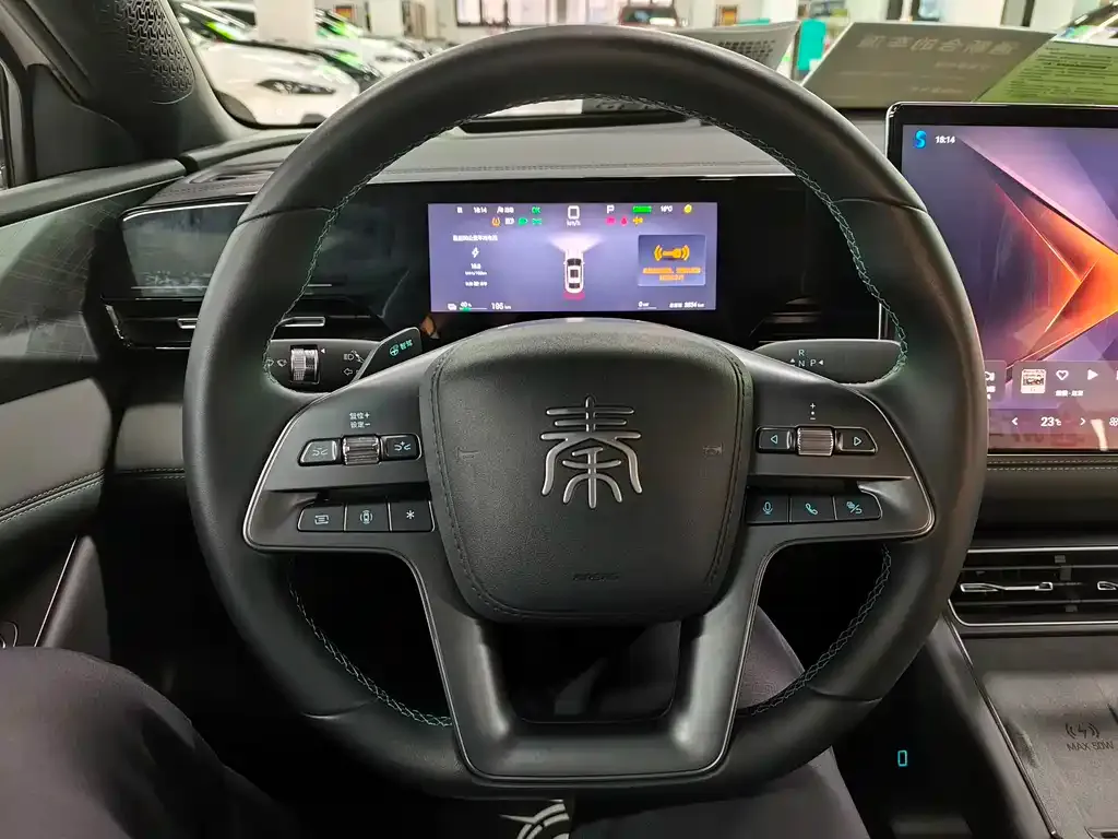BYD Qin L — фото 10