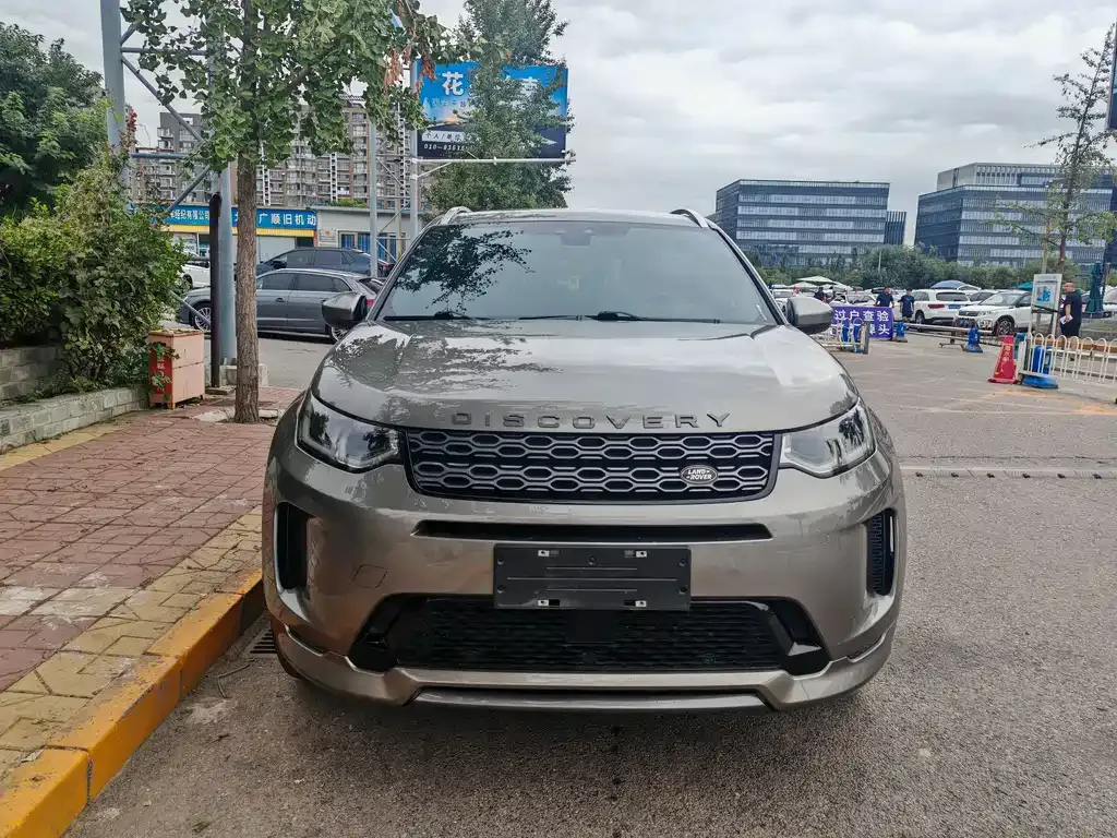 Land Rover Discovery Sport — фото 2