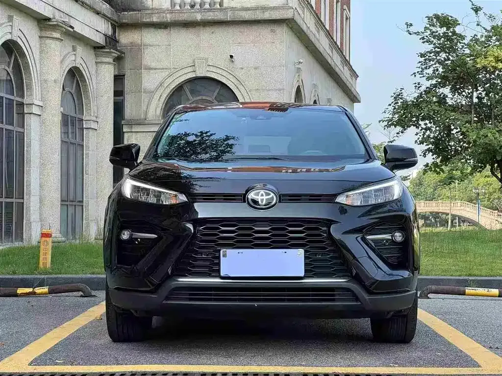 Toyota Wildlander — фото 2