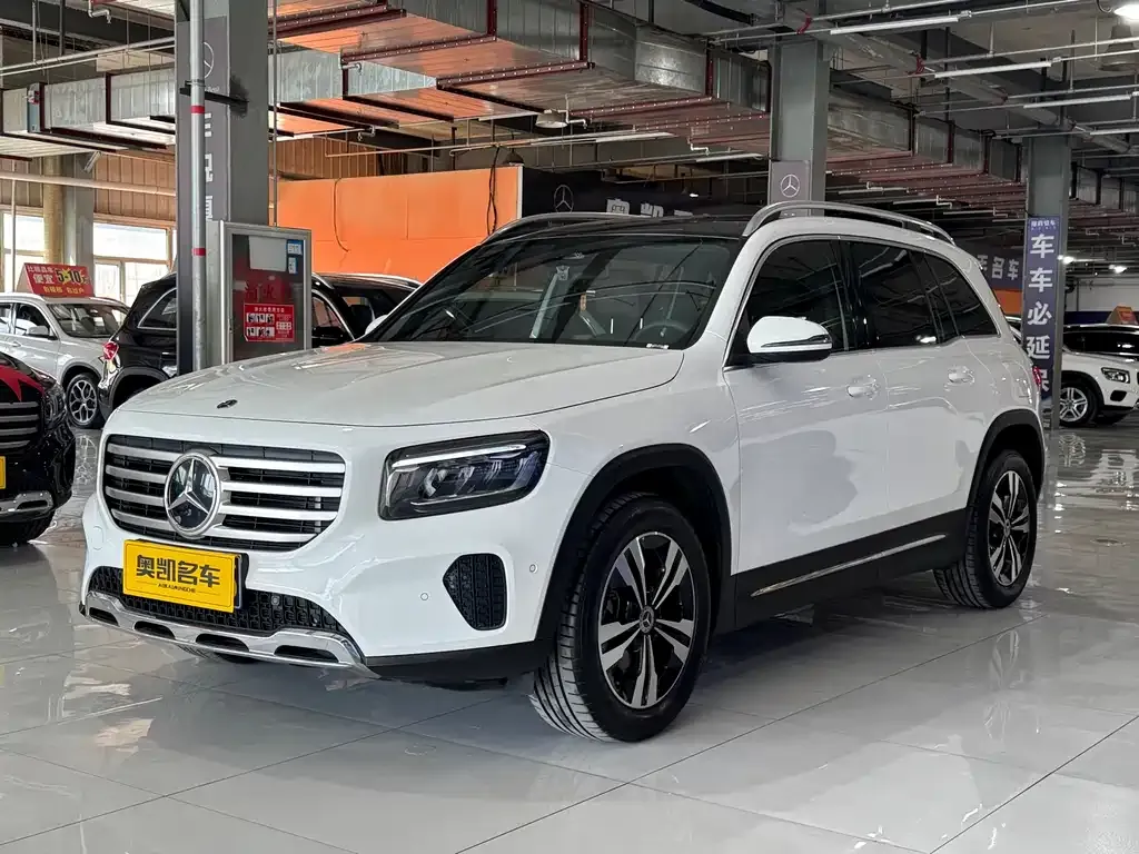 Mercedes-Benz GLB — фото 3