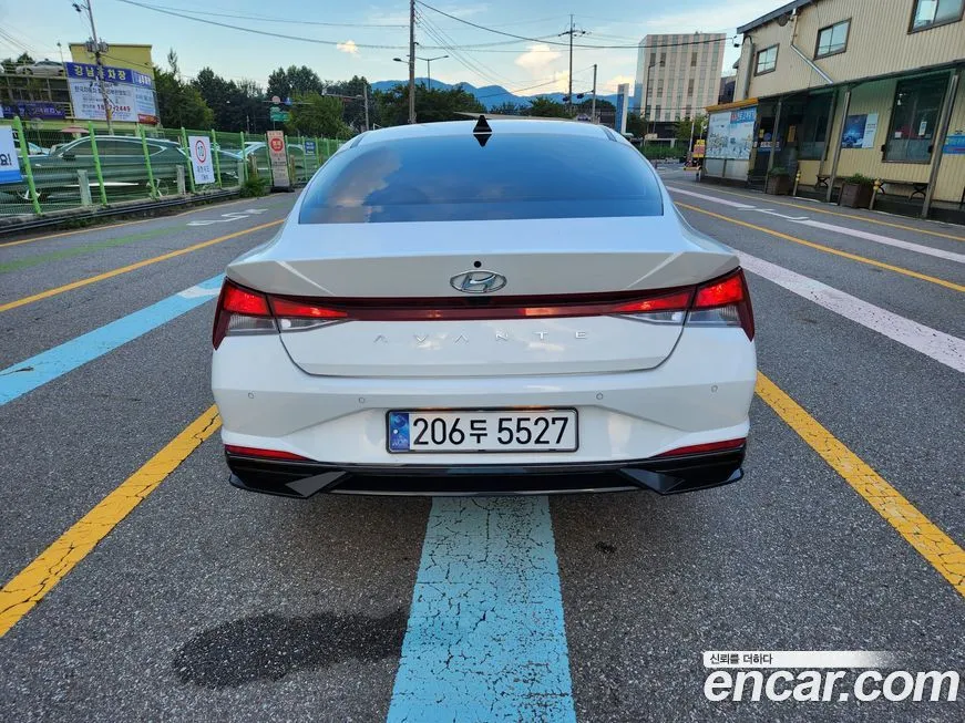 Hyundai AVANTE — фото 4