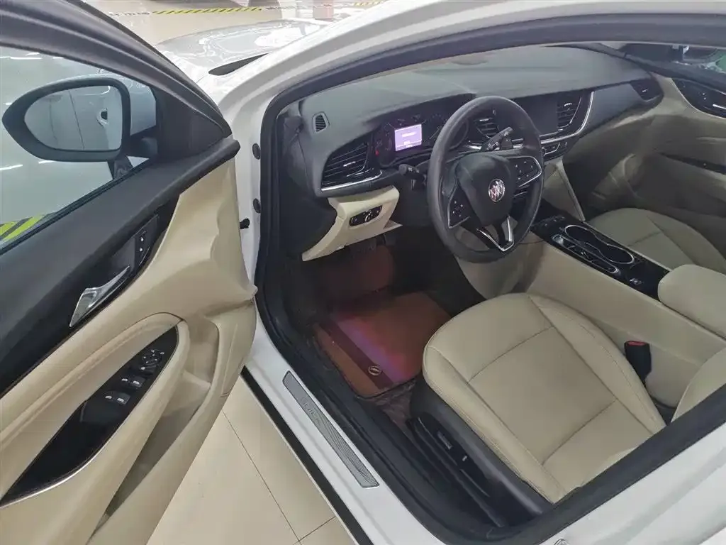 Buick Regal — фото 10