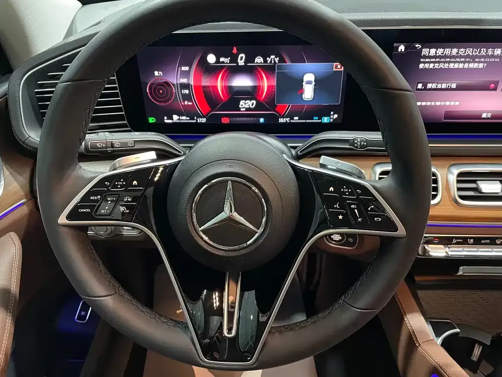 Mercedes-Benz GLE — фото 10