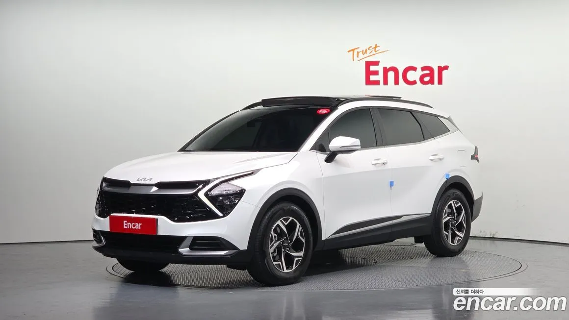 Kia Sportage — фото 1