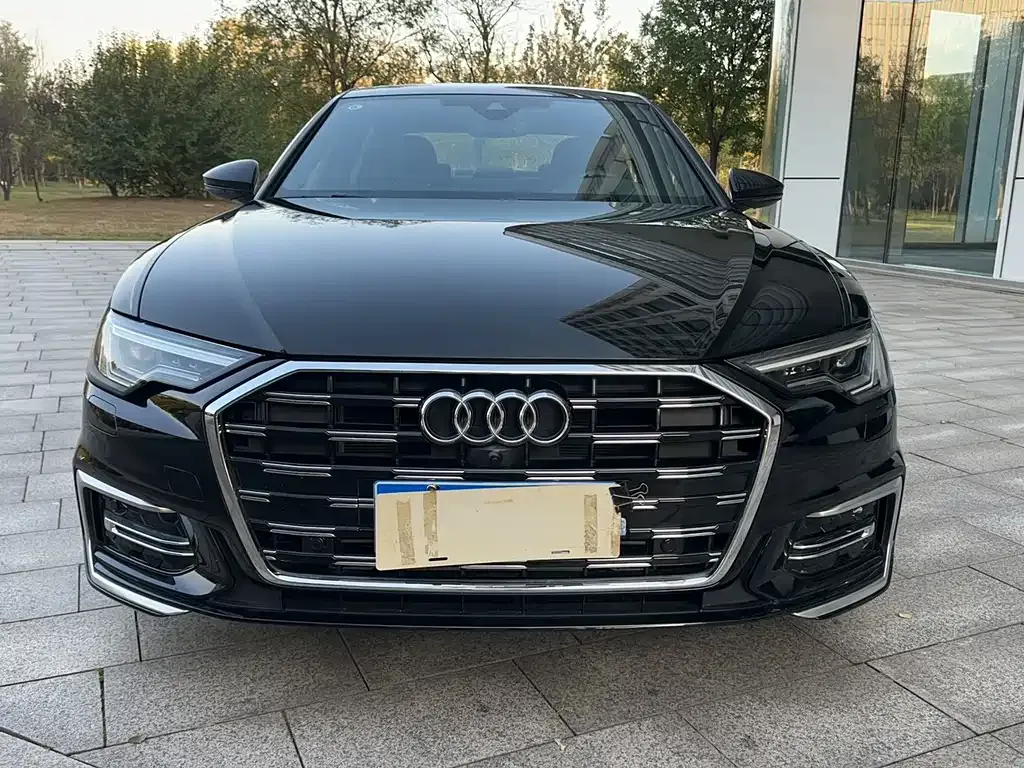 Audi A6L — фото 2