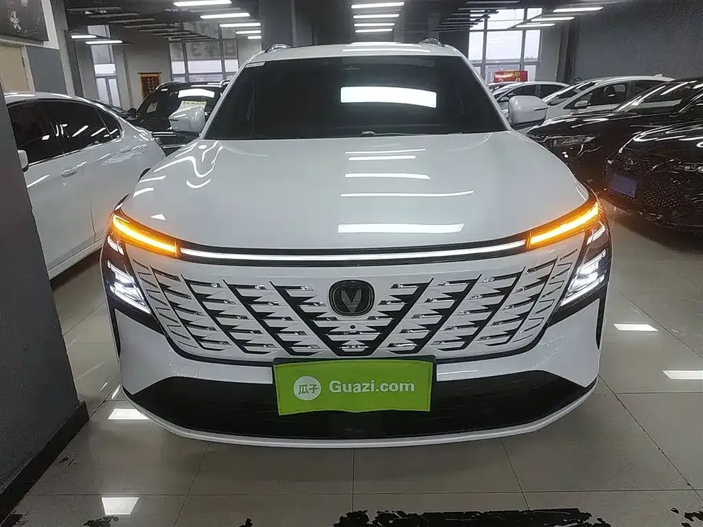 Changan CS75 PLUS — фото 3