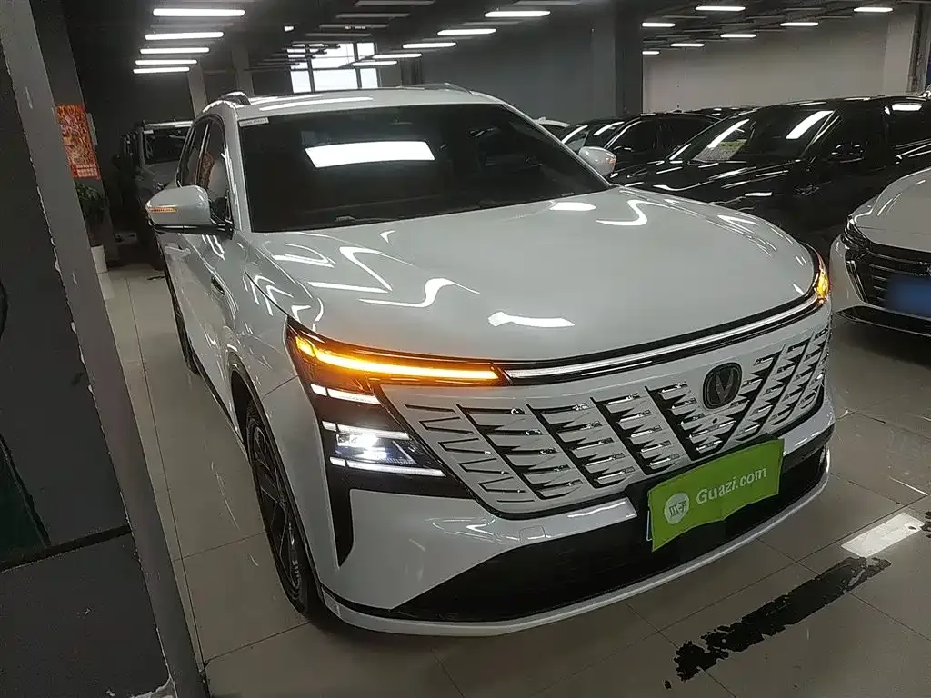 Changan CS75 PLUS — фото 4