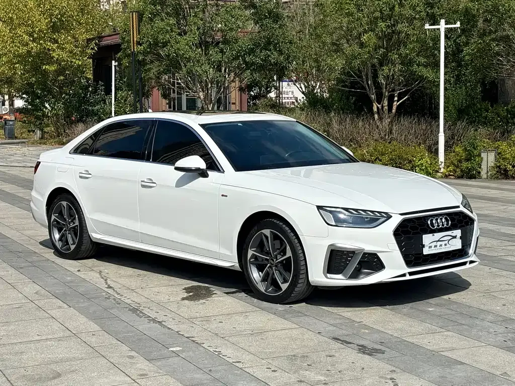 Audi A4L — фото 3