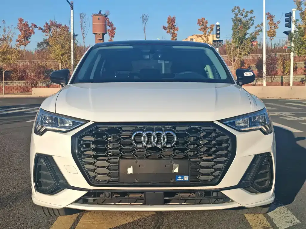 Audi Q3 Sportback — фото 2