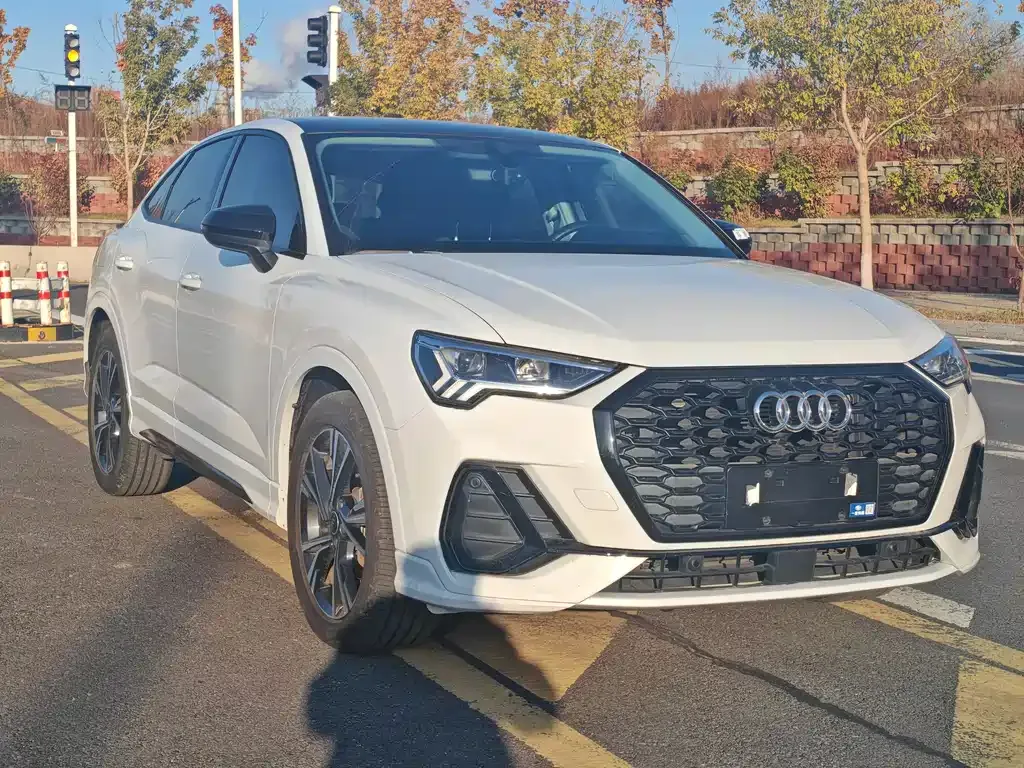 Audi Q3 Sportback — фото 3