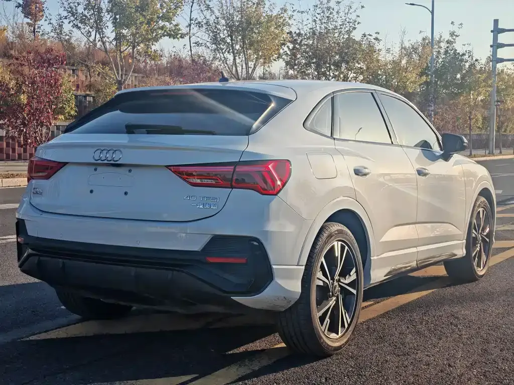 Audi Q3 Sportback — фото 6