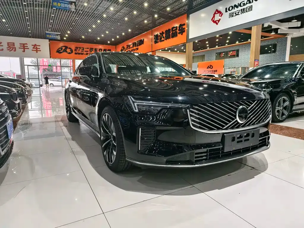 Volvo S90 — фото 3