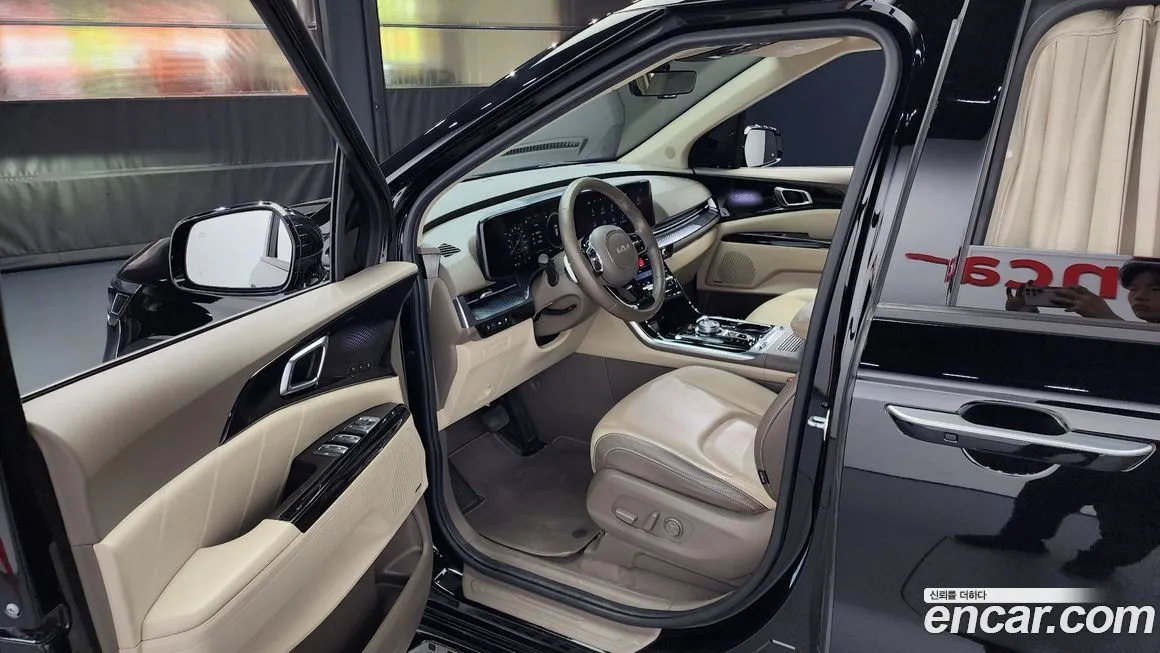 Kia Carnival — фото 10