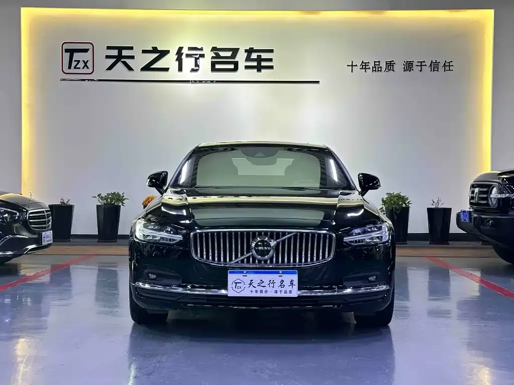 Volvo S90 — фото 2