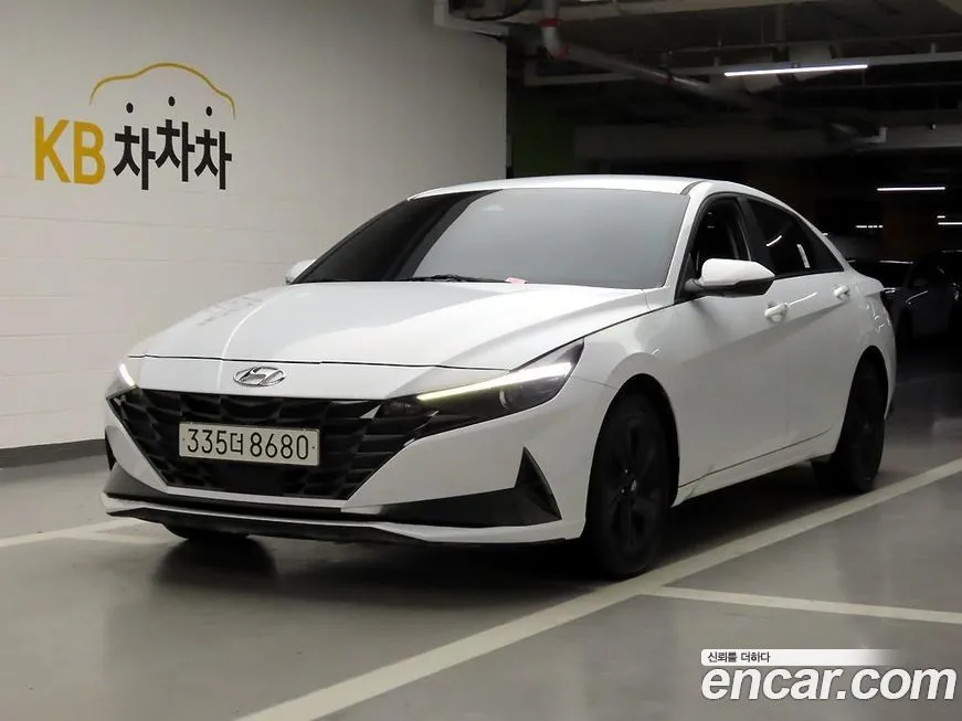 Hyundai AVANTE — фото 1