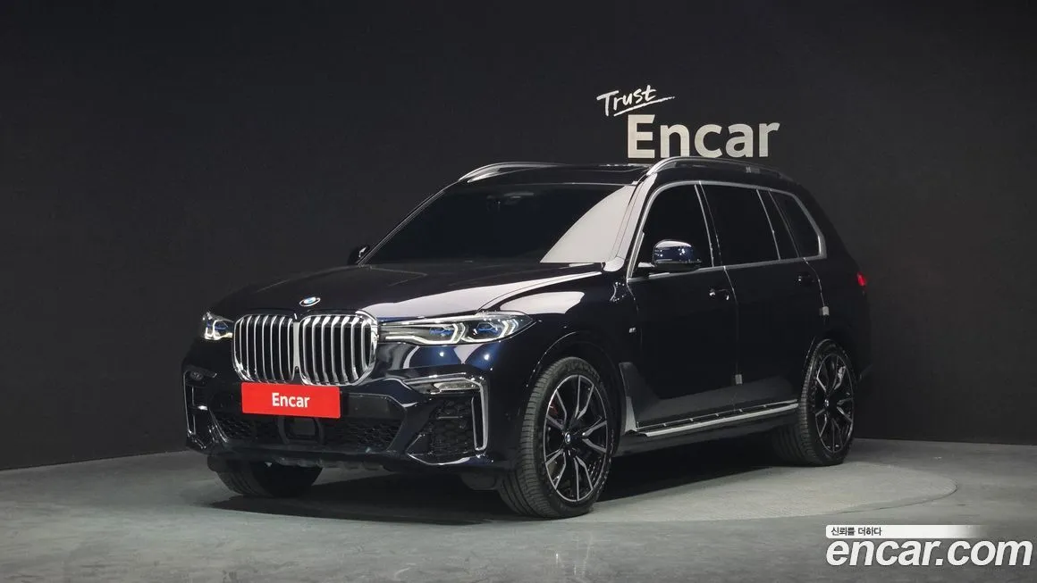 BMW X7 — фото 1