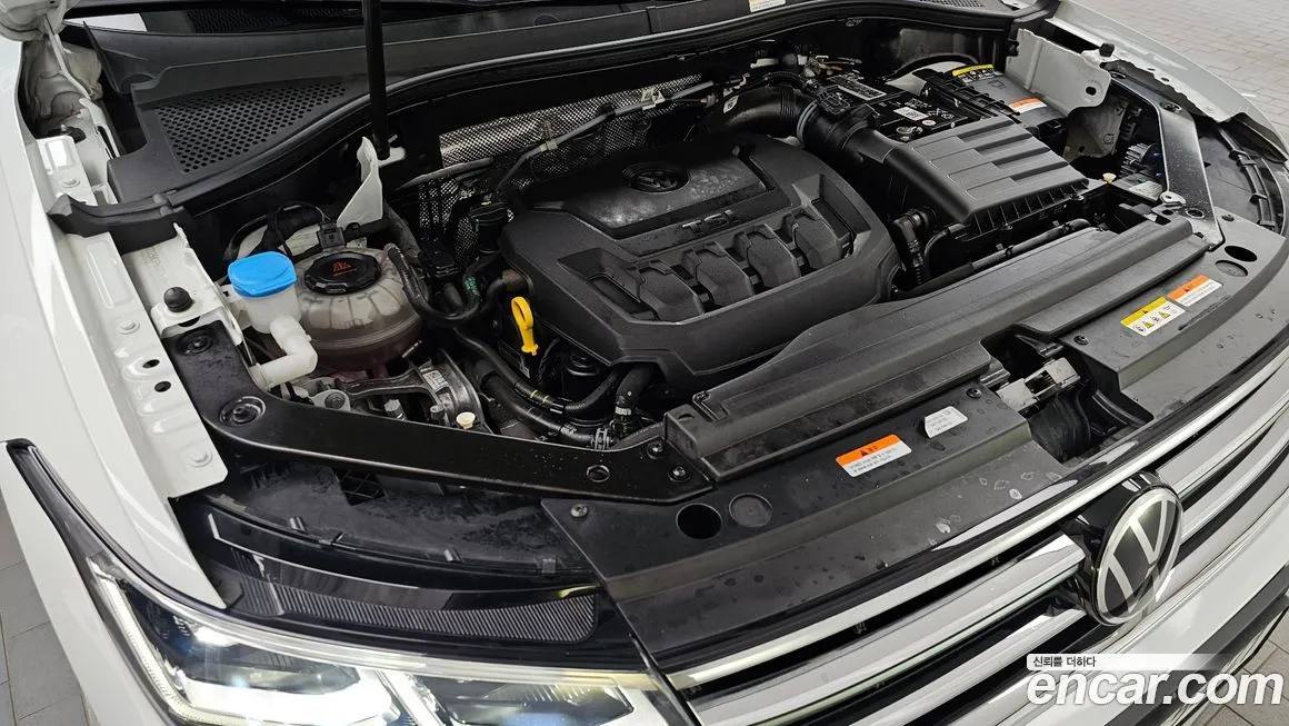 Volkswagen Tiguan — фото 6