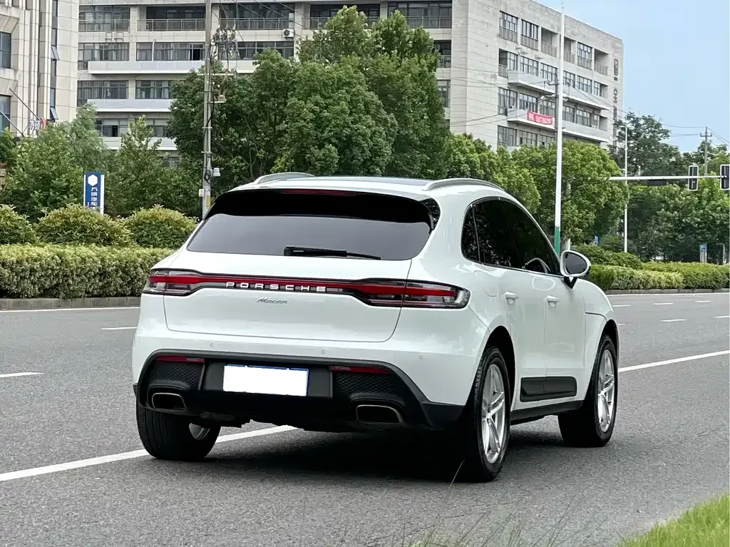Porsche Macan — фото 4