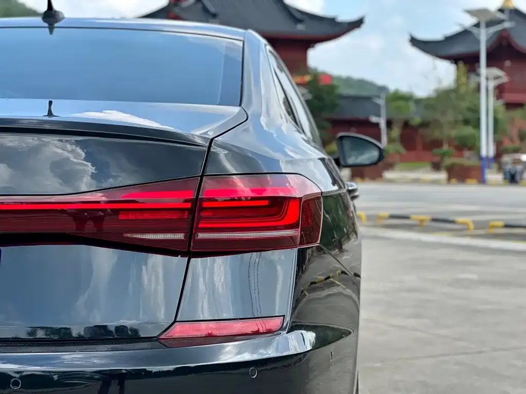 Volkswagen Passat New Energy — фото 8