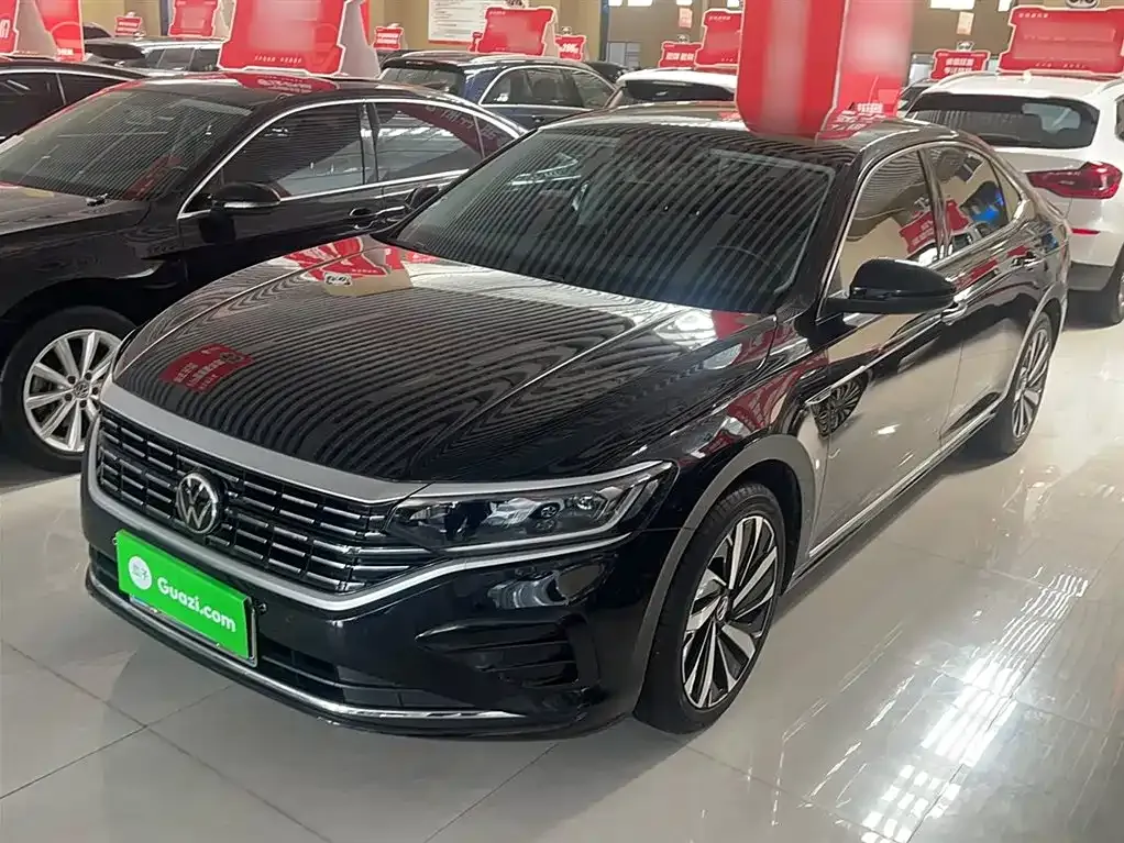 Volkswagen Passat — фото 2