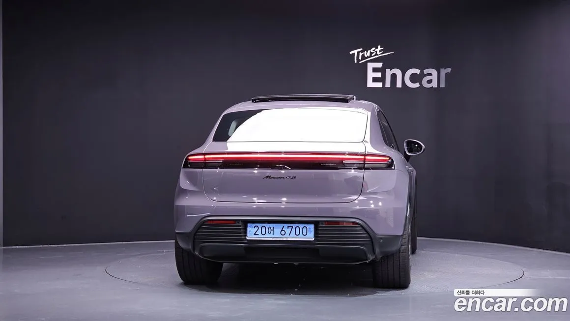 Porsche Macan — фото 4