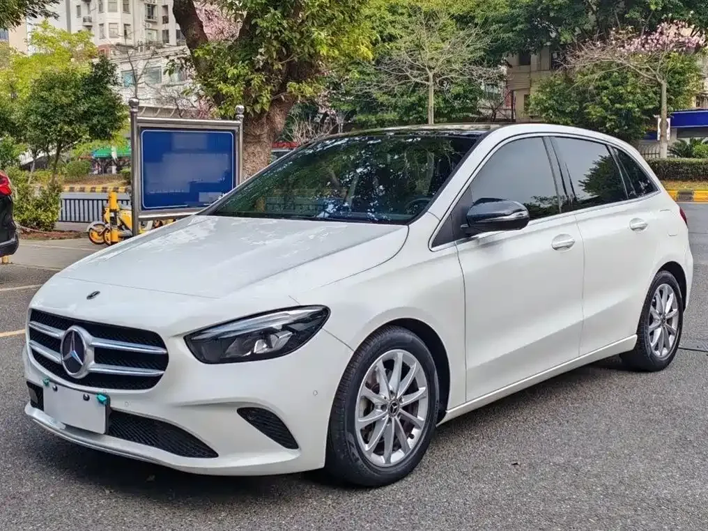 Mercedes-Benz B-Class — фото 1