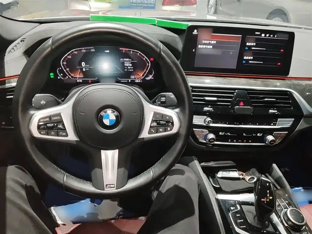 BMW 5 Series — фото 10