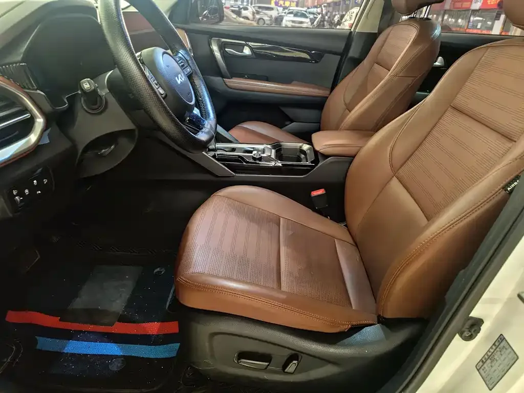 Kia Sportage — фото 7