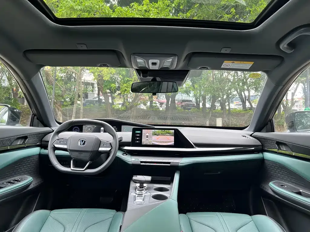 Changan UNI-V iDD — фото 10