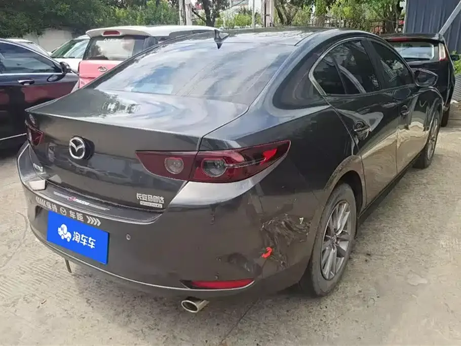 Mazda 3 Axela — фото 3