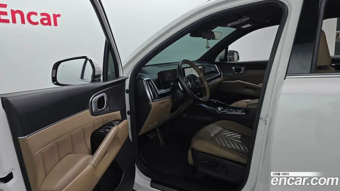 Kia Sorento — фото 10