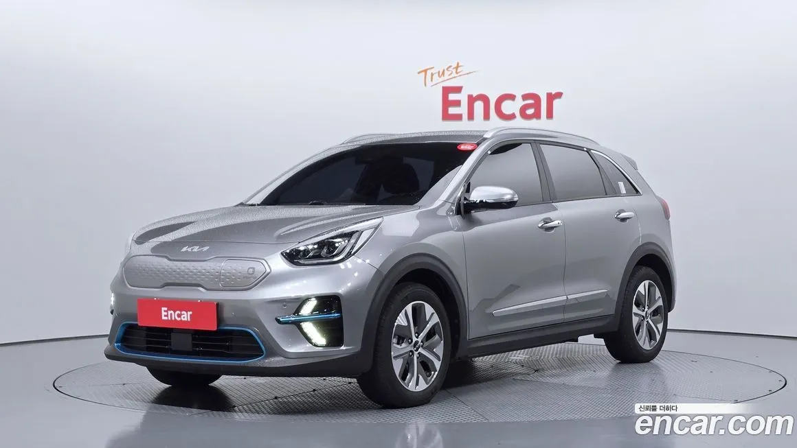 Kia Niro — фото 1