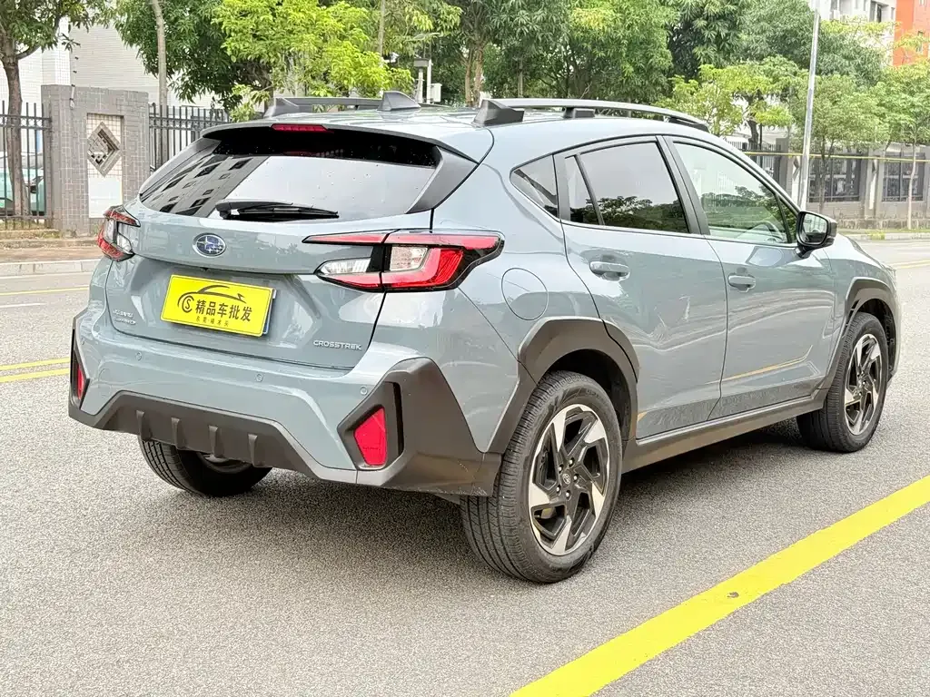 Subaru Crosstrek — фото 6