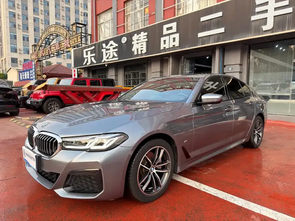 BMW 5 Series (Import) — фото 1