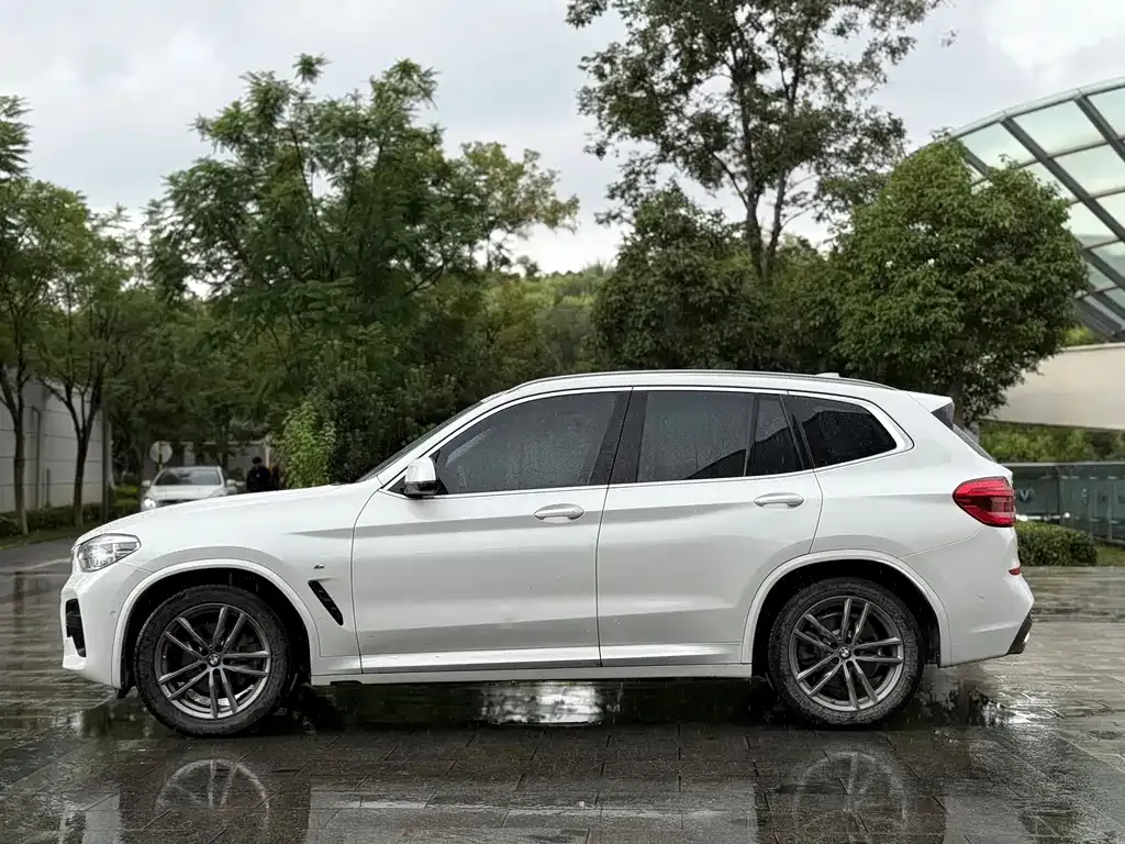 BMW X3 — фото 2