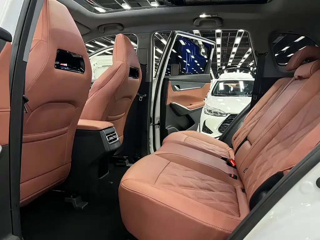 Changan CS75PLUS — фото 8