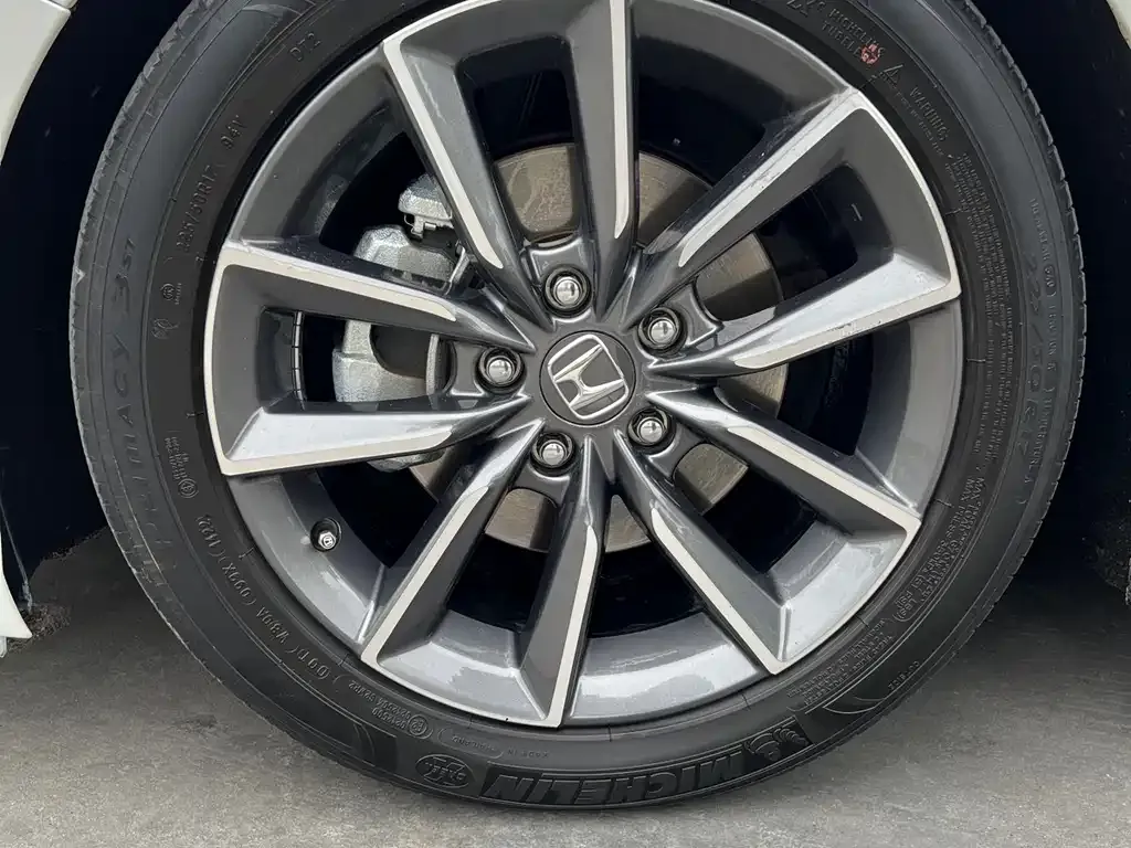 Honda Inspire — фото 5