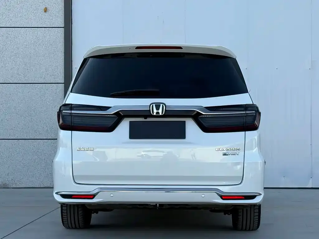 Honda Elysion — фото 10