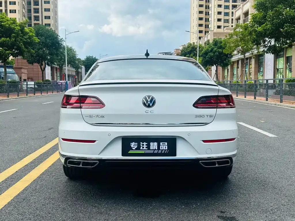 Volkswagen CC — фото 8