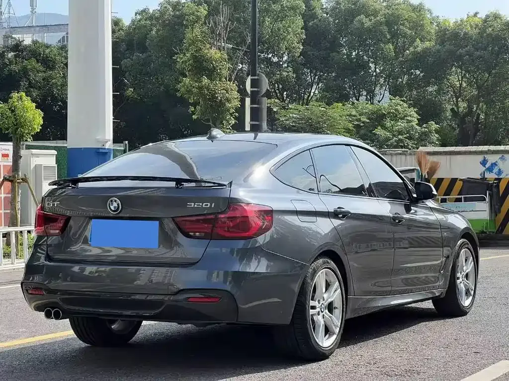 BMW 3 Series GT — фото 6
