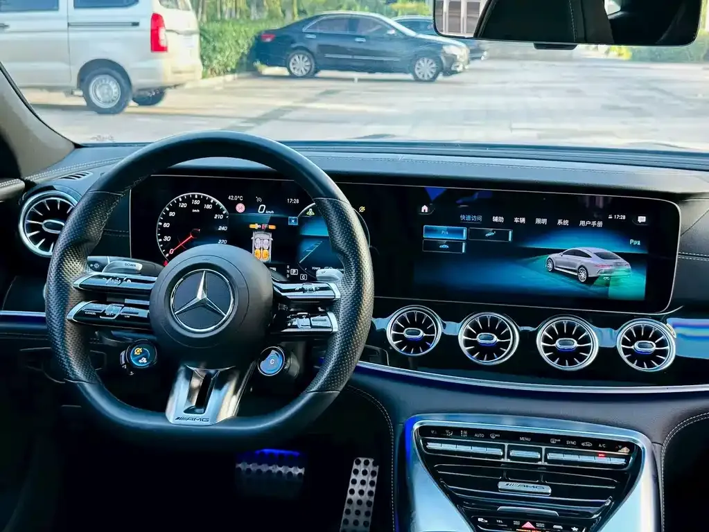 Mercedes-Benz AMG GT — фото 5