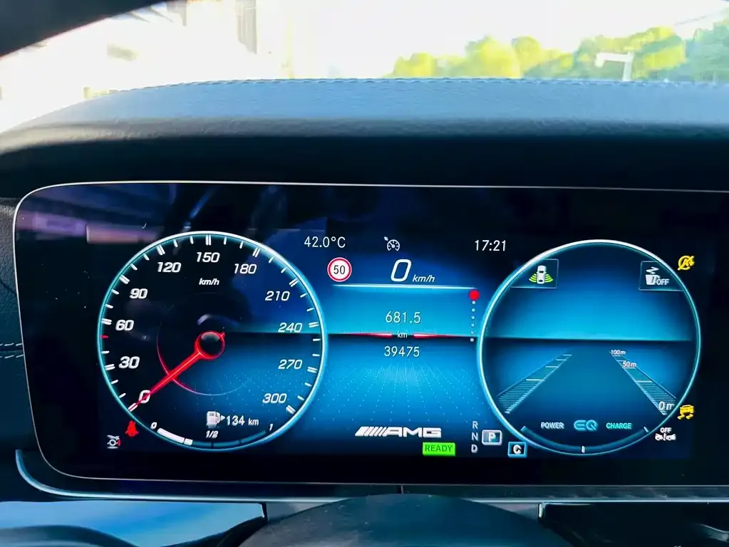 Mercedes-Benz AMG GT — фото 6